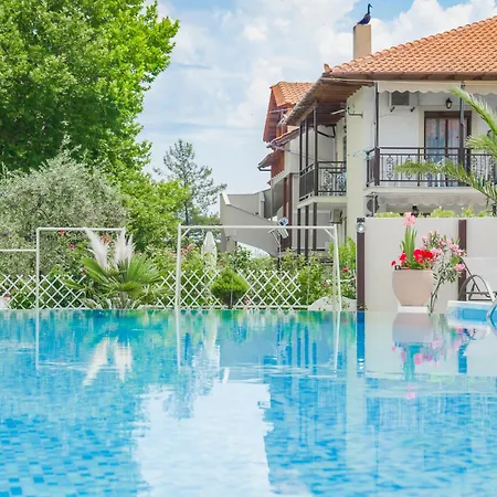 Erics Апартаменты Скала-Потамиас