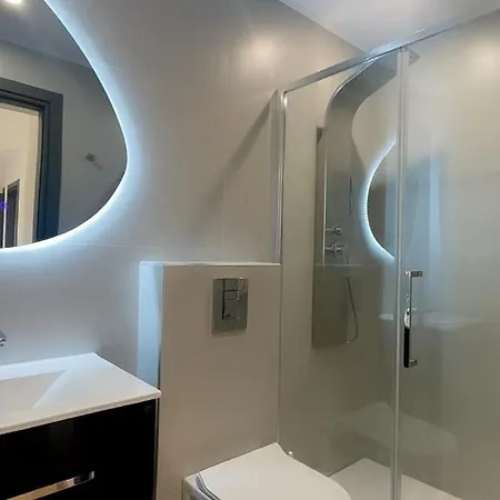 Erics Apartment *